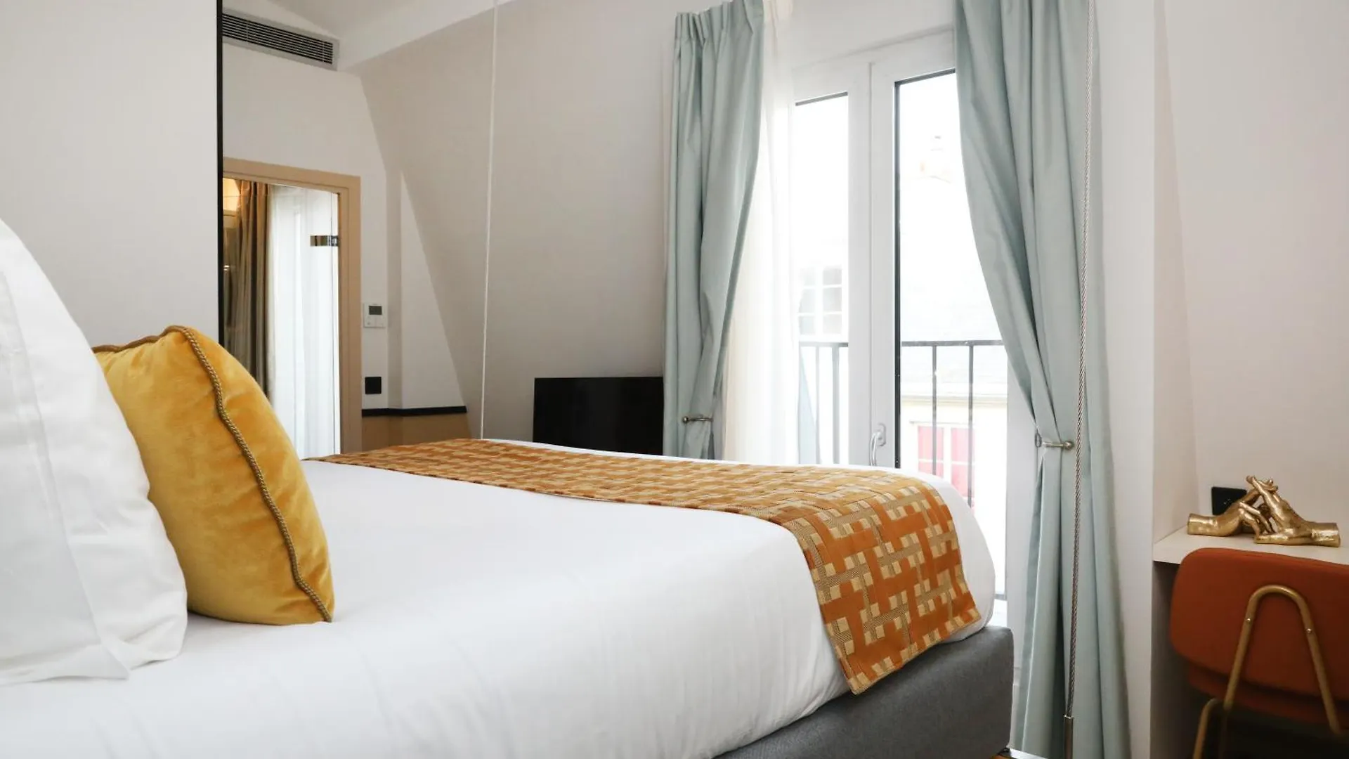 Hotel Five Boutique Quartier Latin 3*